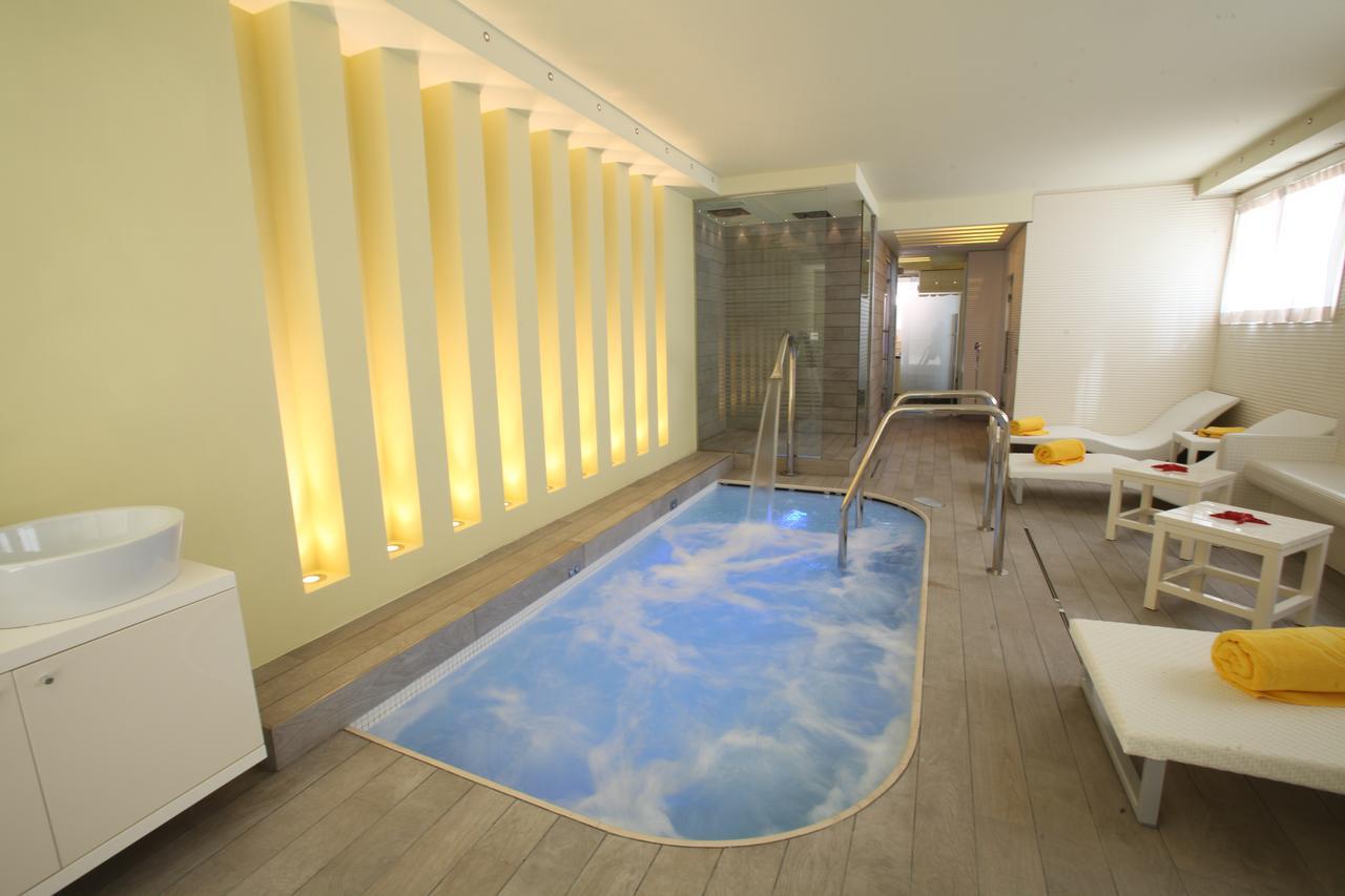 Hotel Gabbiano Сан-Домино Экстерьер фото